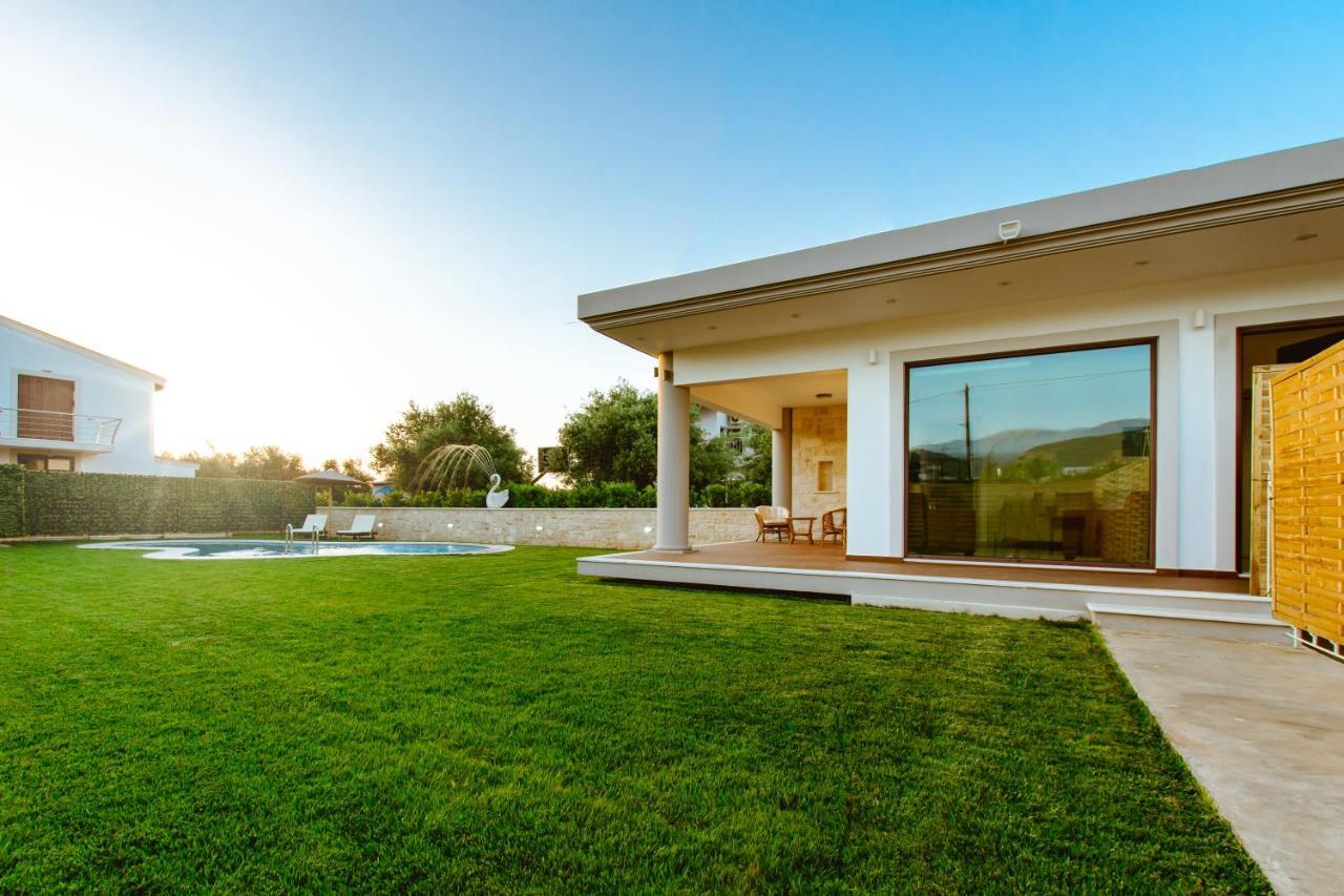 Chania Oasis With Heated Pool Chrissi Akti Chania Exterior foto